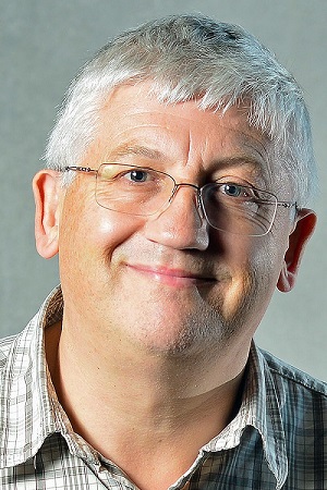 Tony Redmond Office 365 for IT Pros.